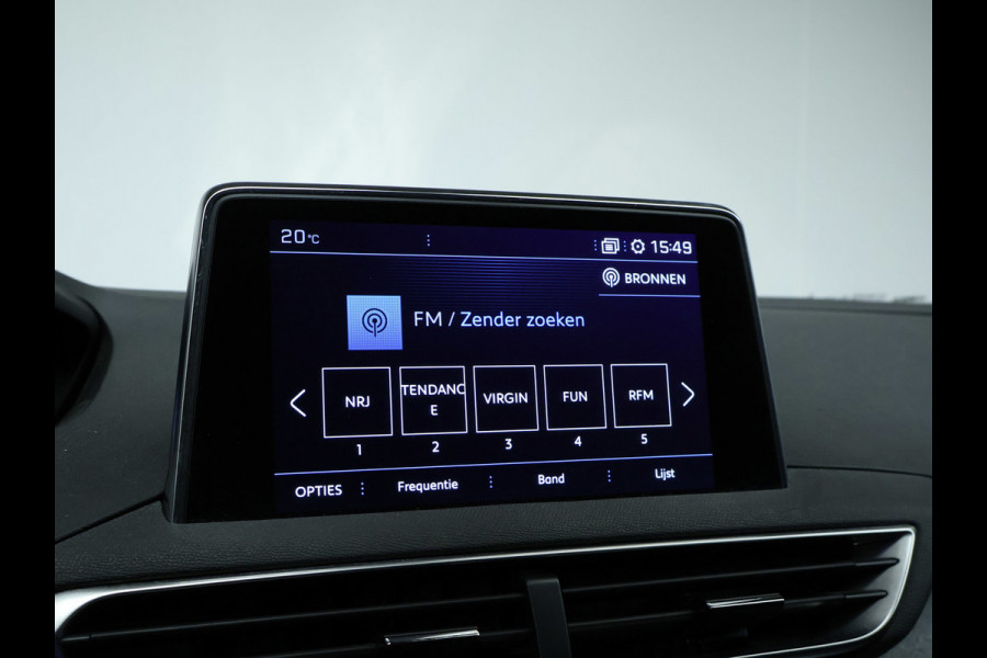 Peugeot 5008 1.2 PureTech Allure 7P Sport (APPLE CARPLAY,NAVI,CAMERA,360 VIEW,CLIMATE,CRUISE,GETINT,SPORTSTOELEN,LM VELGEN)
