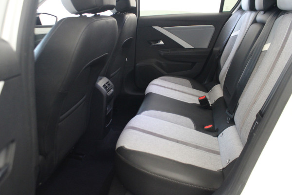 Opel Astra 1.2 Business Elegance