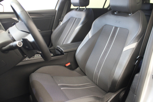 Opel Astra Sports Tourer 1.2 Turbo GS *Hemelvaart open*