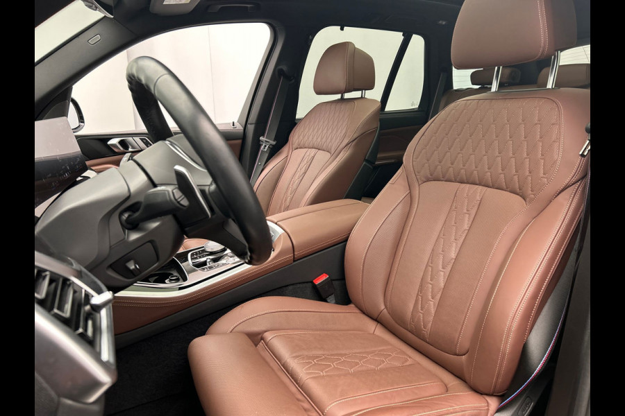 BMW X5 XDrive50e M/Sport | Davitgrau | Pano/dak | Sky/Lounge | Trekhaak | Rondomzicht/Camera