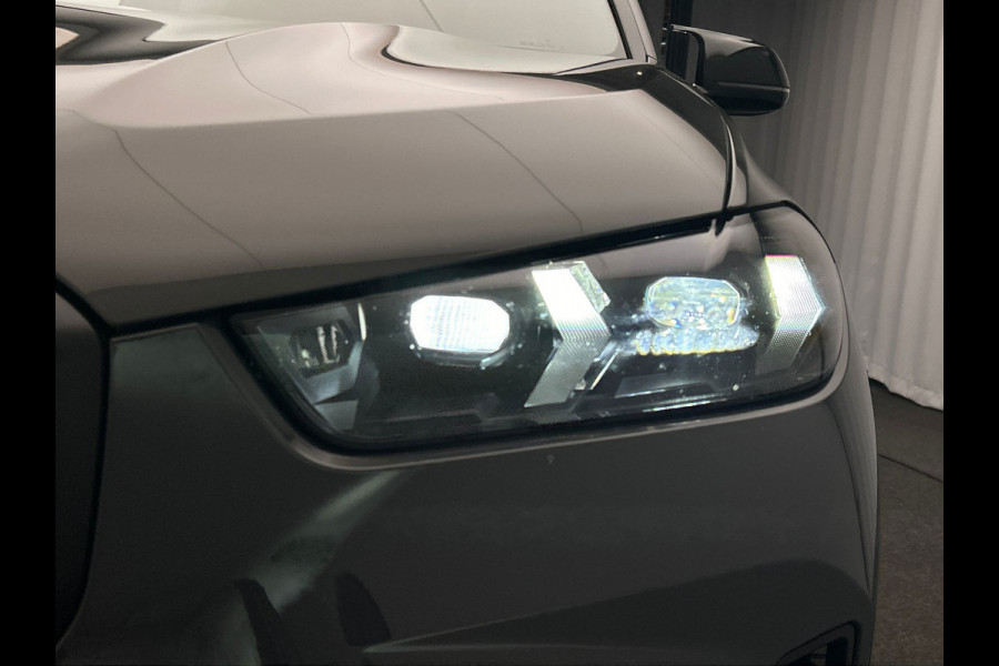 BMW X5 XDrive50e M/Sport | Davitgrau | Pano/dak | Sky/Lounge | Trekhaak | Rondomzicht/Camera