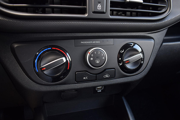 Hyundai i10 1.0 Comfort | Carplay | Cruise | DAB | Lane Ass.