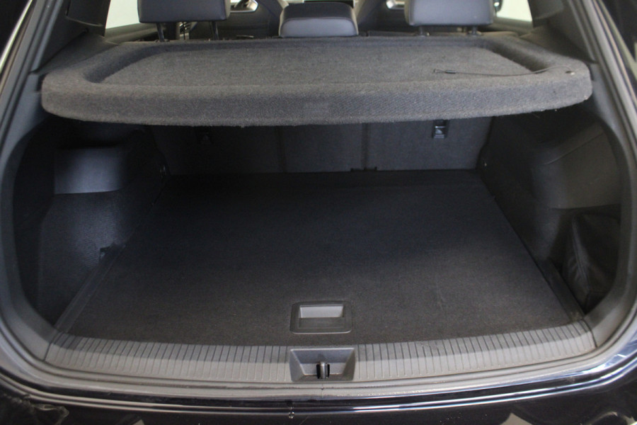 Volkswagen Tiguan 1.5 eTSI R-Line Edition |Massage|Stoelverw.|Camera|