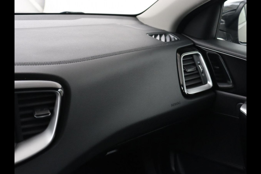 Kia Xceed 1.6 GDi PHEV DynamicLine | Carplay | Keyless | Half leder | Navigatie | Full LED | Parkeerhulp | Climate control | Bluetooth | Cruise control | Plug In