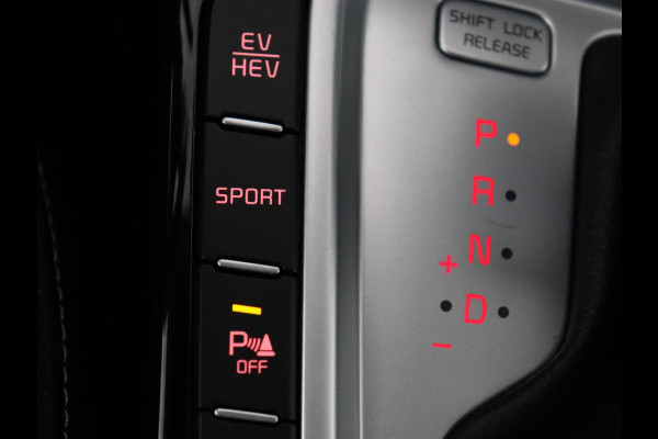Kia Xceed 1.6 GDi PHEV DynamicLine | Carplay | Keyless | Half leder | Navigatie | Full LED | Parkeerhulp | Climate control | Bluetooth | Cruise control | Plug In