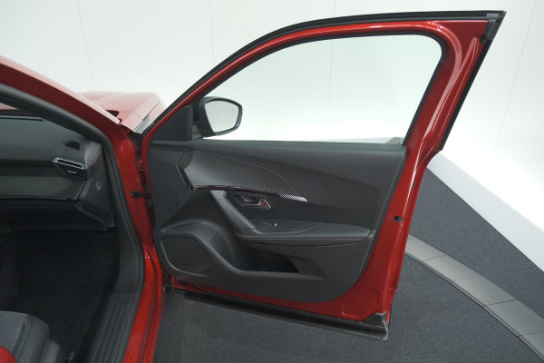 Peugeot 2008 Hybrid 145 e-DCS Allure | 360 Camera | Adaptieve Cruise Control | Navigatie | Dodehoekdetectie