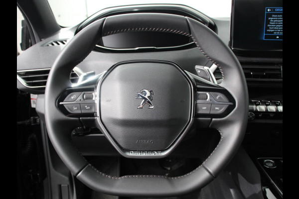 Peugeot 3008 1.2 110pk Turbo Automaat Allure Climate control Adaptive cruise control Achteruitrijd camera Parkeersensoren Verwarmde voorstoelen LED Navigatie Apple Carplay/ Android Auto