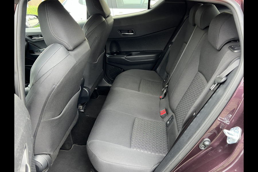 Toyota C-HR 1.8 Hybrid Team D | Navi | Park Assist | Winter Pack | Camera | Carplay