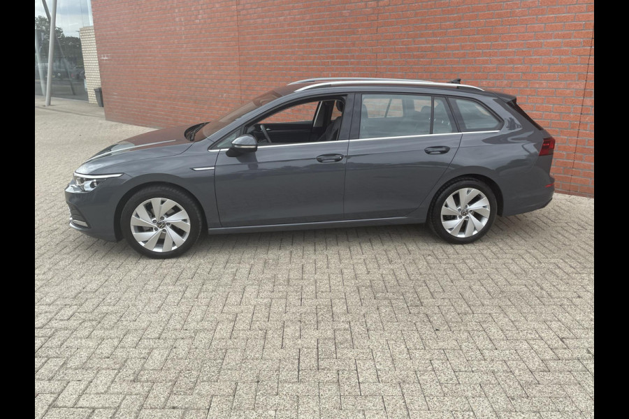 Volkswagen Golf Variant 1.5 eTSI 150pk DSG Style Navigatie Apple Carplay/Android Auto Parkeersensoren Adaptive Cruise Control Blind Spot Assist Stoel-en stuurverwarming Ledverlichting Climate Control