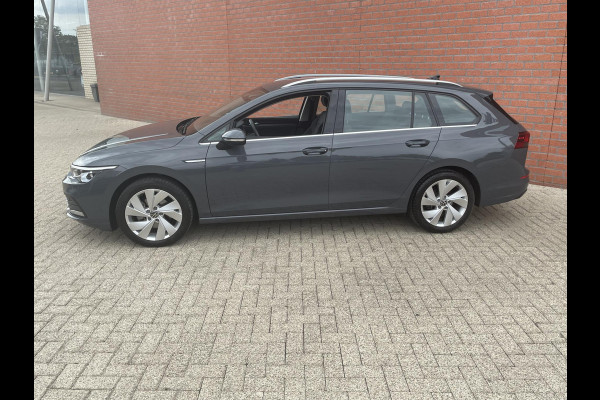 Volkswagen Golf Variant 1.5 eTSI 150pk DSG Style Navigatie Apple Carplay/Android Auto Parkeersensoren Adaptive Cruise Control Blind Spot Assist Stoel-en stuurverwarming Ledverlichting Climate Control