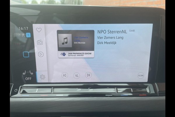 Volkswagen Golf Variant 1.5 eTSI 150pk DSG Style Navigatie Apple Carplay/Android Auto Parkeersensoren Adaptive Cruise Control Blind Spot Assist Stoel-en stuurverwarming Ledverlichting Climate Control
