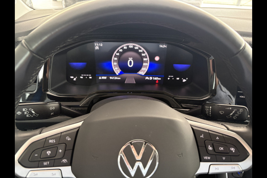Volkswagen Polo 1.0 TSI Life Achteruitrijcamera - Airco - Apple carplay - Navigatie - Cruise control - Bluetooth - Licht metalen velgen 15 inch - Led verlichting - Elektrische ramen - Radio - Start/stop systeem - Stuur l