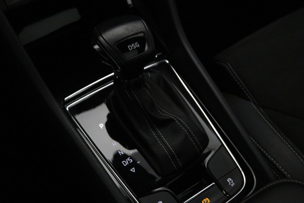 Škoda Kodiaq 1.5 TSI 150 PK Automaat Sportline Business, Panoramadak, Trekhaak, Canton Sound