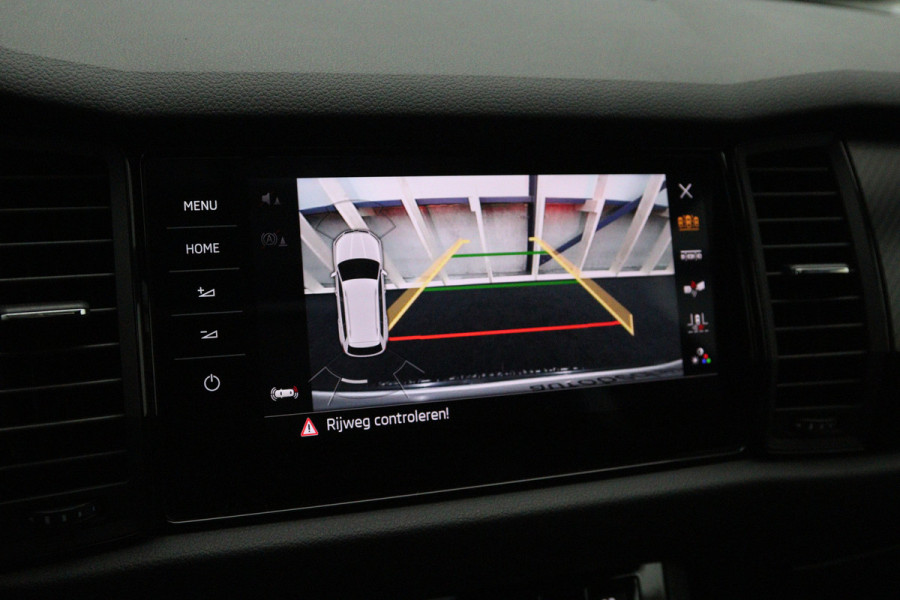 Škoda Kodiaq 1.5 TSI 150 PK Automaat Sportline Business, Panoramadak, Trekhaak, Canton Sound