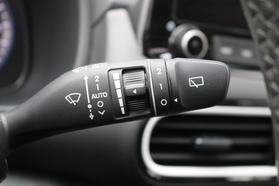 Hyundai Kona 1.6 GDI HEV Premium Sky Trekhaak/Open-dak/Winter-pack/Camera/Carplay