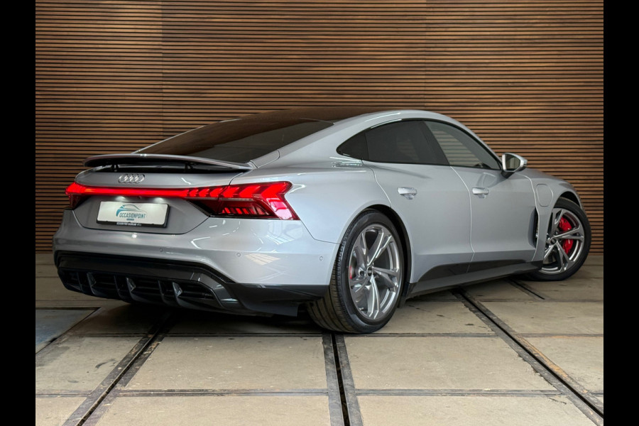 Audi e-tron GT Quattro | 530PK | 93kWh | Carbondak | 20'' | Luchtvering | Matrix LED | Nappa | RS interieur | Air-Quality Systeem