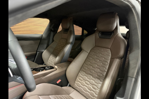 Audi e-tron GT Quattro | 530PK | 93kWh | Carbondak | 20'' | Luchtvering | Matrix LED | Nappa | RS interieur | Air-Quality Systeem