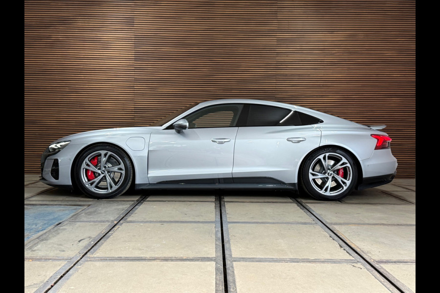 Audi e-tron GT Quattro | 530PK | 93kWh | Carbondak | 20'' | Luchtvering | Matrix LED | Nappa | RS interieur | Air-Quality Systeem