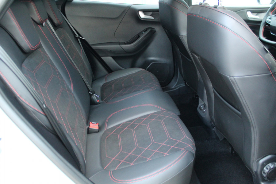 Ford Puma 1.0-125pk EcoBoost Mild-Hybrid ST-Line X AUTOMAAT ! Fabr. garantie t/m 22-04-2029 ! Slechts 6.800km ! Aut. airco, lane- en side assist, camera 360gr., stoel-, stuur- en voorraamverwarming, navigatie, telefoonvoorb., adaptieve cruise control etc.