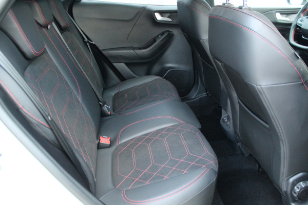 Ford Puma 1.0-125pk EcoBoost Mild-Hybrid ST-Line X AUTOMAAT ! Fabr. garantie t/m 22-04-2029 ! Slechts 6.800km ! Aut. airco, lane- en side assist, camera 360gr., stoel-, stuur- en voorraamverwarming, navigatie, telefoonvoorb., adaptieve cruise control etc.