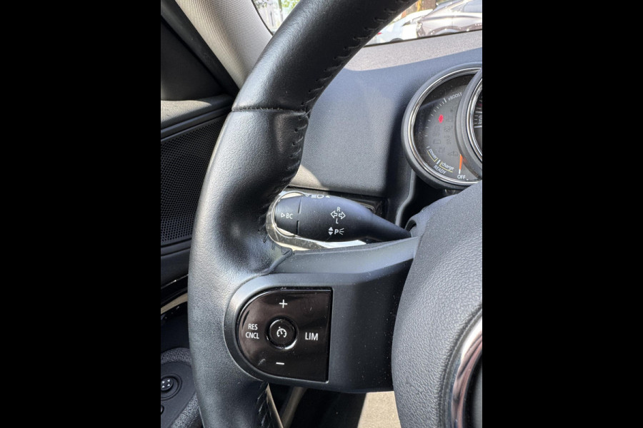 MINI Countryman 1.5 Cooper S E ALL4 Classic | SPORTSTOELEN | AFN. TREKHAAK | 4X4 | STOELVERWARMING|