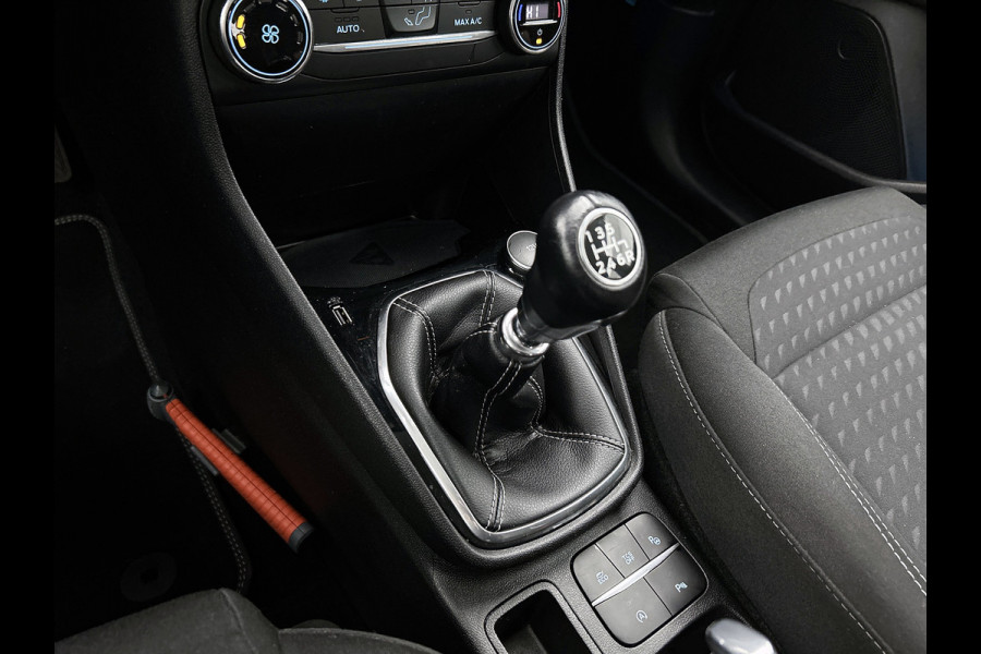 Ford Fiesta 1.0 EcoBoost Titanium (NAVIGATIE, CARPLAY, PARKEERSENSOREN, LED, STUURBEDIENING, 1e EIGENAAR, GOED ONDERHOUDEN)