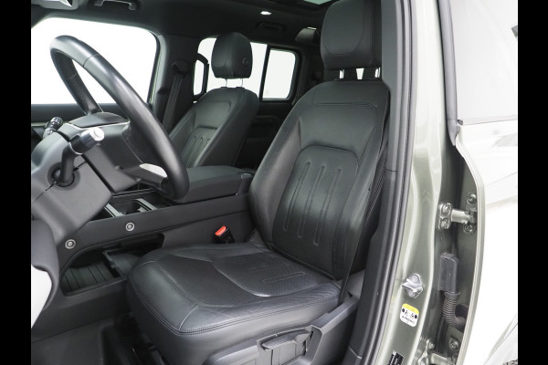 Land Rover Defender 110 2.0 P400e | NL Auto | Panoramadak | Trekhaak | 360 | Keyless | Adaptive Cruise | Leder | Carplay