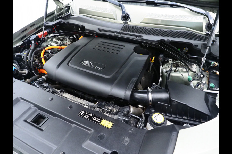 Land Rover Defender 110 2.0 P400e | NL Auto | Panoramadak | Trekhaak | 360 | Keyless | Adaptive Cruise | Leder | Carplay