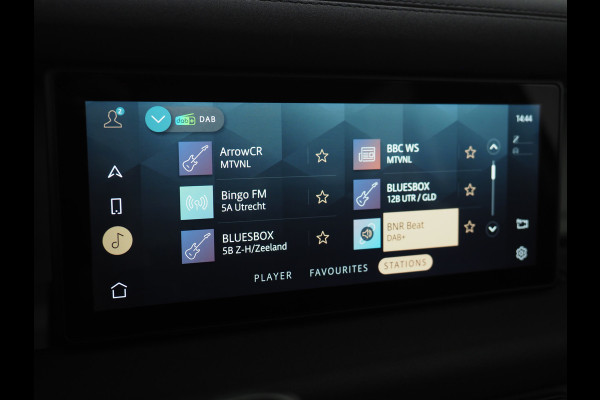 Land Rover Defender 110 2.0 P400e | NL Auto | Panoramadak | Trekhaak | 360 | Keyless | Adaptive Cruise | Leder | Carplay