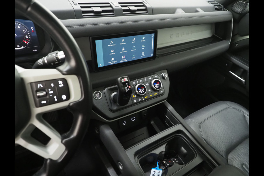 Land Rover Defender 110 2.0 P400e | NL Auto | Panoramadak | Trekhaak | 360 | Keyless | Adaptive Cruise | Leder | Carplay