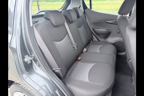 Opel KARL 1.0 ecoFLEX Edition| Parkeer sensor achter| Cruise control| Radio| Bleutooth| Airco |