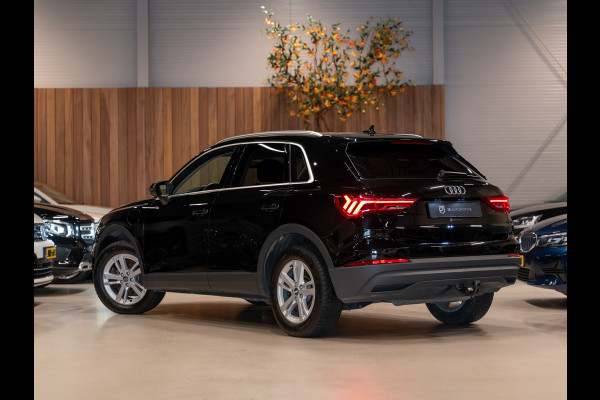 Audi Q3 45 TFSI e edition, Matrix LED, Virtual Cockpit, Apple Carplay, ACC, Android, Clima, PDC, Trekhaak 13P, Volledig Onderhoud