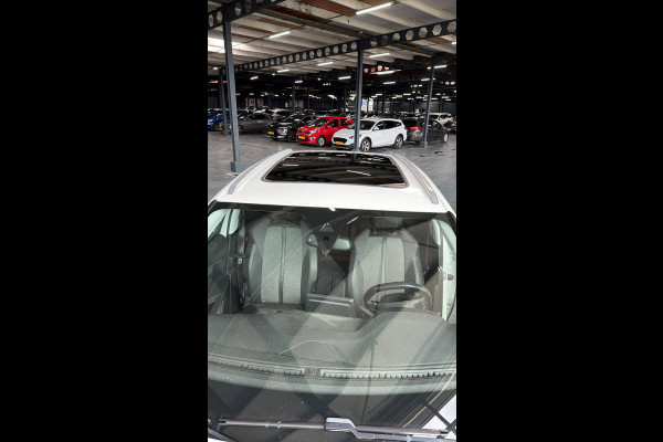 Peugeot 3008 BWJ 2021 | 1.2T 131PK Premium Av. AUTOMAAT | TREKHAAK | PANO SCHUIFDAK | 19'' LMV | CARPLAY | NAVI | CLIMA | AGR | LEDER/STOF | PDC | STOELVERW |