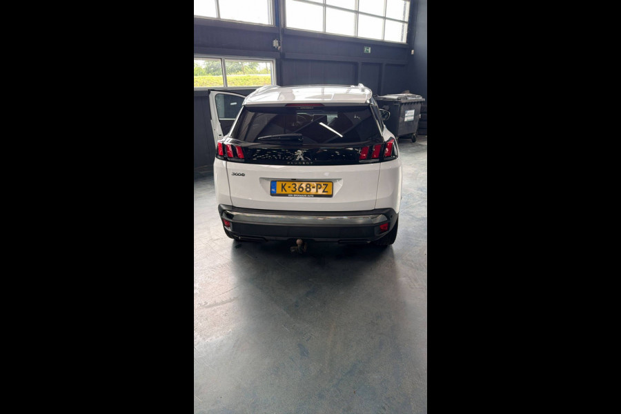 Peugeot 3008 BWJ 2021 | 1.2T 131PK Premium Av. AUTOMAAT | TREKHAAK | PANO SCHUIFDAK | 19'' LMV | CARPLAY | NAVI | CLIMA | AGR | LEDER/STOF | PDC | STOELVERW |