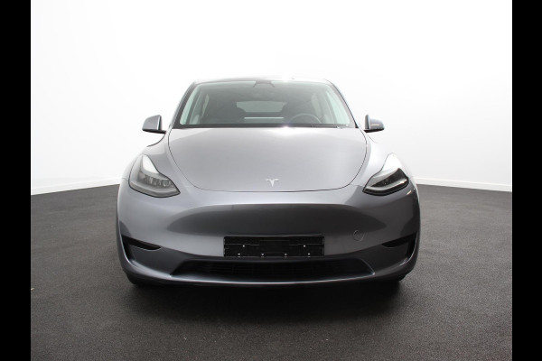 Tesla Model Y Long Range AWD 75 kWh Climate control Adaptieve cruise control Achteruitrijcamera Panoramadak Keyless Stuurverwarming Stoelverwarming LED Navigatie Parkeersensoren