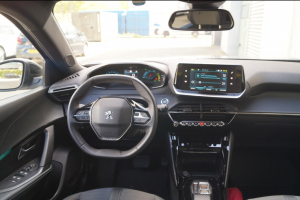 Peugeot e-2008 EV Allure 50 kWh -SOH97%-NAVI-ECC-PDC-