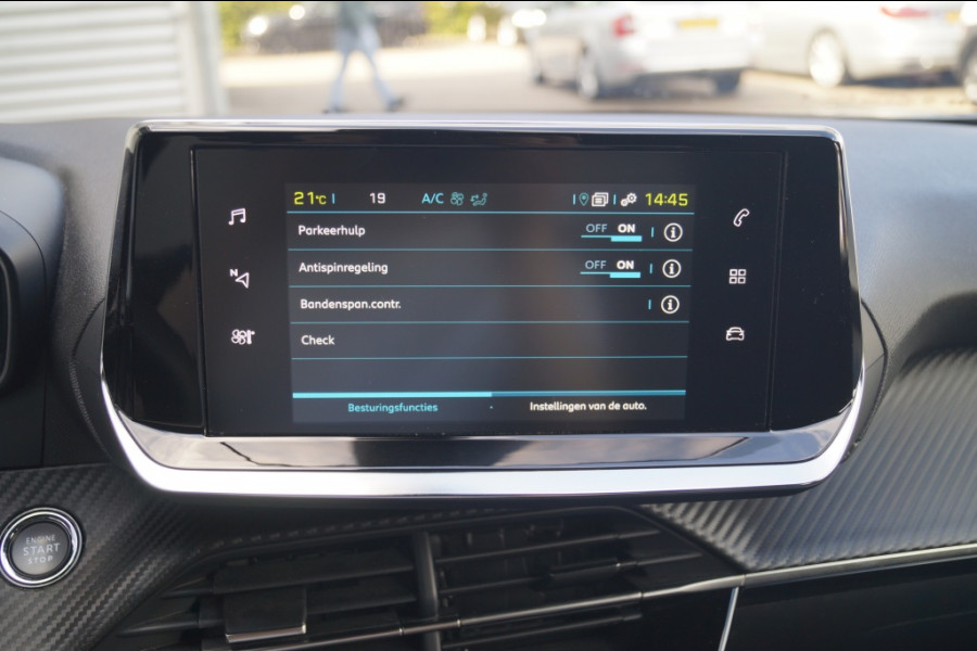 Peugeot e-2008 EV Allure 50 kWh -SOH97%-NAVI-ECC-PDC-