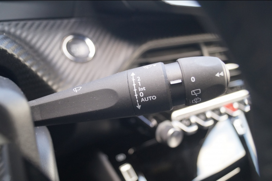 Peugeot e-2008 EV Allure 50 kWh -SOH97%-NAVI-ECC-PDC-