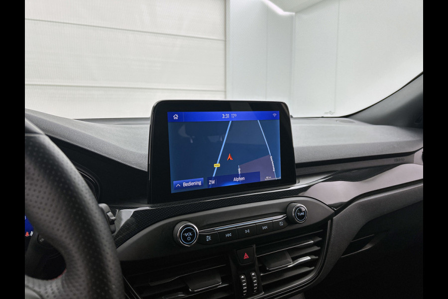 Ford FOCUS Wagon 1.0 EcoBoost Hybrid ST Line X Business (TREKHAAK, B&O, STOEL-/STUURVERWARMING, TREKHAAK, ADAPTIVE CRUISE, CAMERA)