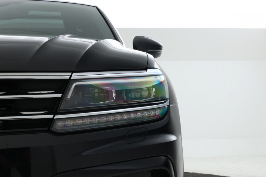 Volkswagen Tiguan 2.0 TSI 4Motion Highline Business R Automaat, Panorama, R-Line!
