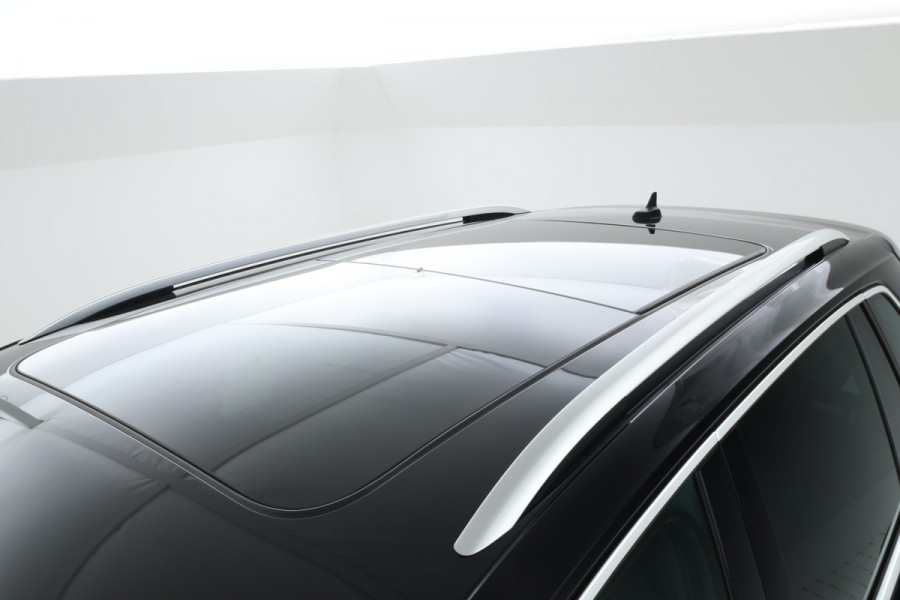 Volkswagen Tiguan 2.0 TSI 4Motion Highline Business R Automaat, Panorama, R-Line!