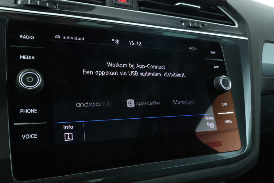 Volkswagen Tiguan 2.0 TSI 4Motion Highline Business R Automaat, Panorama, R-Line!