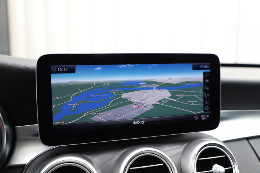 Mercedes-Benz C-Klasse 300e AMG 4-Matic | 320PK | Schuifdak | Sfeerverlichting | Leder | Facelift | Carplay | Standkachel | Camera | 2020.