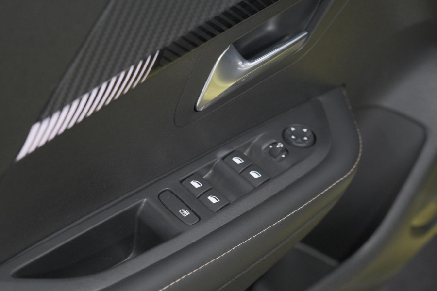 Peugeot 208 PureTech 100 Allure | 360 Camera | Vison Pack | Dodehoekdetectie | Apple Carplay