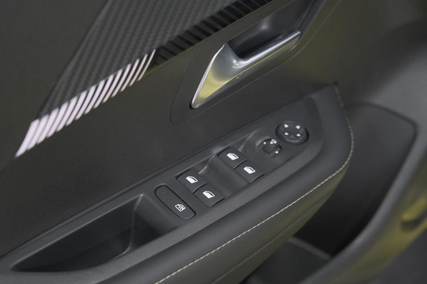 Peugeot 208 PureTech 100 Allure | 360 Camera | Vison Pack | Dodehoekdetectie | Apple Carplay