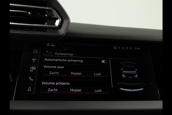Audi A3 Sportback 30 TFSI Advanced edition 115pk S-tronic | Navigatie via App |  19 inch Lichtmetalen velgen | Stoelverwarming | Parkeersensoren voor en achter