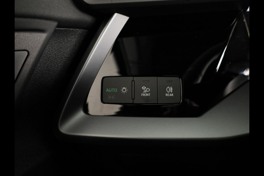 Audi A3 Sportback 30 TFSI Advanced edition 115pk S-tronic | Navigatie via App |  19 inch Lichtmetalen velgen | Stoelverwarming | Parkeersensoren voor en achter