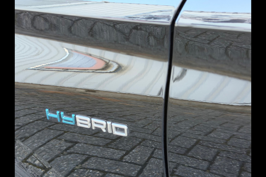 Peugeot 308 SW 1.6 Plug-in Hybrid 180 Allure | Navigatie | Cruise| Clima | 17" Lichtmetaal.