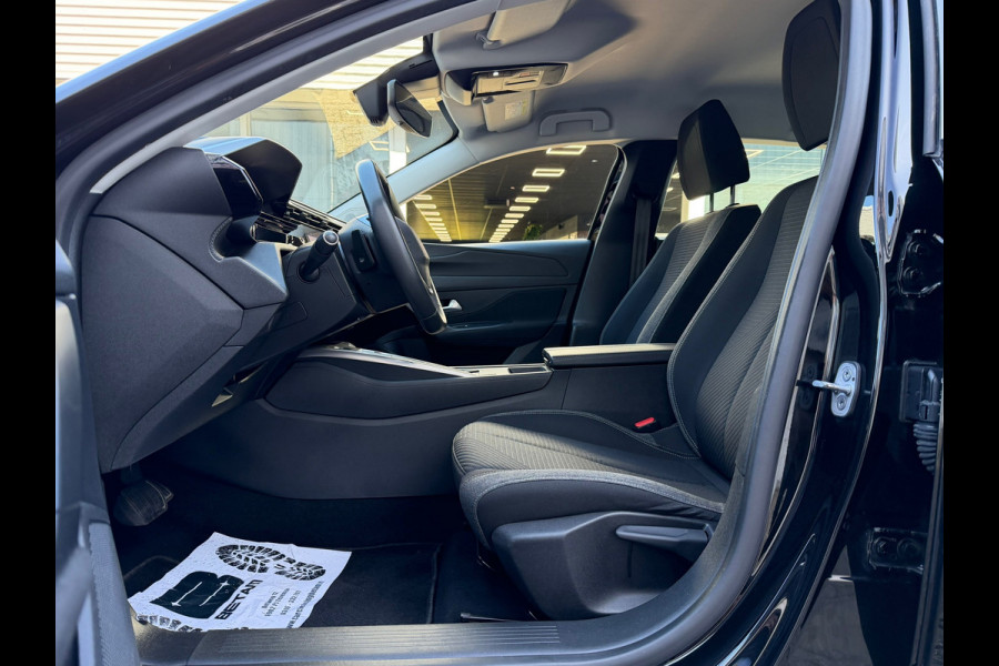 Peugeot 308 SW 1.6 Plug-in Hybrid 180 Allure | Navigatie | Cruise| Clima | 17" Lichtmetaal.