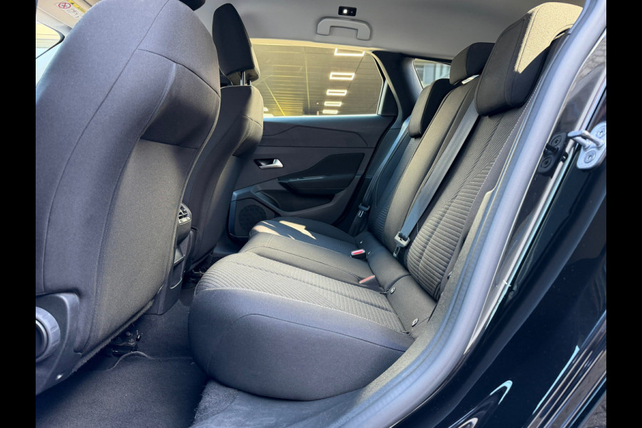 Peugeot 308 SW 1.6 Plug-in Hybrid 180 Allure | Navigatie | Cruise| Clima | 17" Lichtmetaal.